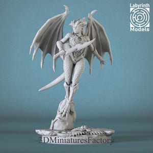 Miniature hybride de dragon imprimée en 3D : figurine de jeu de table D&D