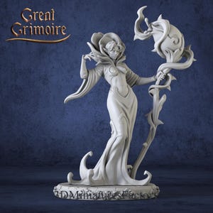 Queen Miniature - DnD Miniature for Tabletop Games - Premium dnd Miniature Dungeons and Dragons 3D Printed