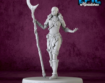 Miniature | Moon Cultist Woman - DnD Miniature for Tabletop Games - Premium dnd Miniature - Dungeons and Dragons - 3D Printed