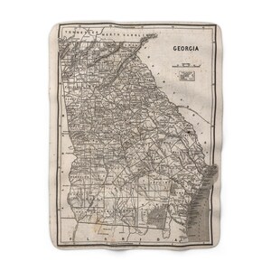 Georgia Map Fleece Blanket - Georgia Blanket - Georgia Housewarming Gift - Georgia Airbnb - Georgia Realtor - Georgia Throw Blanket