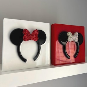 Kunstharz mit Mausohren, magische Strass-Dekoration, Pop-Art-Wandbehang (25 x 25 cm)