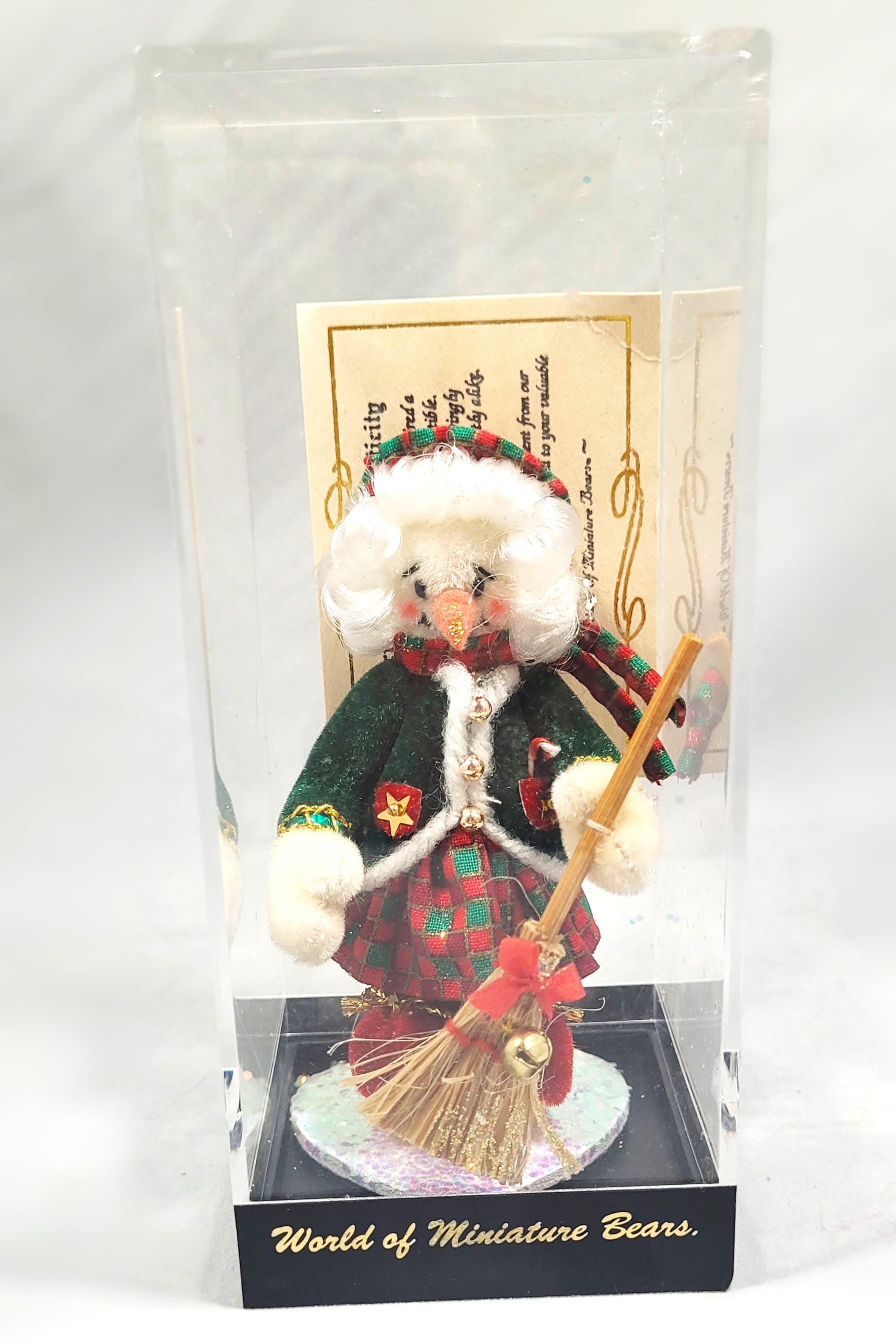 World of Miniature Bears #833 Jill Frost by Becky Wheeler