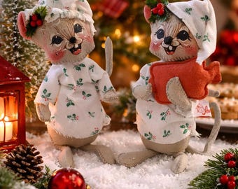 1993 Annalee Christmas Mice Figurines – Vintage Pajama Couple, Holiday Decor