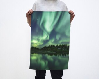 Aurora reflections - Tea Towel