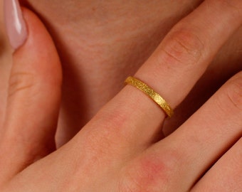 Dainty Gold Band Ring Simple Band Ring, Minimalist Gold Ring Stackable Gold Ring, Textured Gold Ring For Women, Thin Gold Ring
