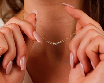 Collier barrette de diamants gradués, collier rang de diamants de forme ronde, collier avec pendentif multi-pierres, collier diamants délicats, cadeau pour elle