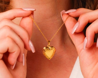 Heart Locket Necklace, Vintage Locket Necklace, Gold Heart Locket Pendant Necklace, Photo Locket Necklace, Gift For Her, Gift For Mom