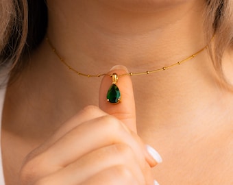 Emerald Green Necklace, Teardrop Emerald Pendant Necklace, May Birthstone Necklace, Emerald Jewelry, Green Gemstone Necklace, Gift for Mom