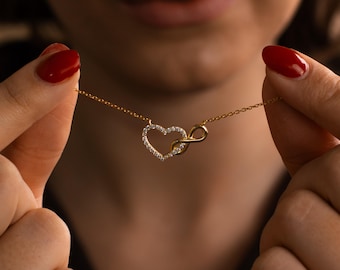 Diamond Heart Necklace, Crystal Love Necklace, Gold Heart Pendant Necklace, Minimalist Diamond Necklaces for Women Anniversary Gift for Her