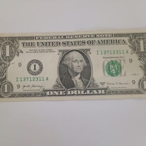 Fancy Serial Number optical illusion 2017A U.S. Circulated U.S. one Dollar Bill