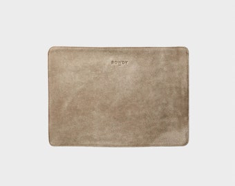 The Laptop Slip 15/16" Leather - Colour Boulder