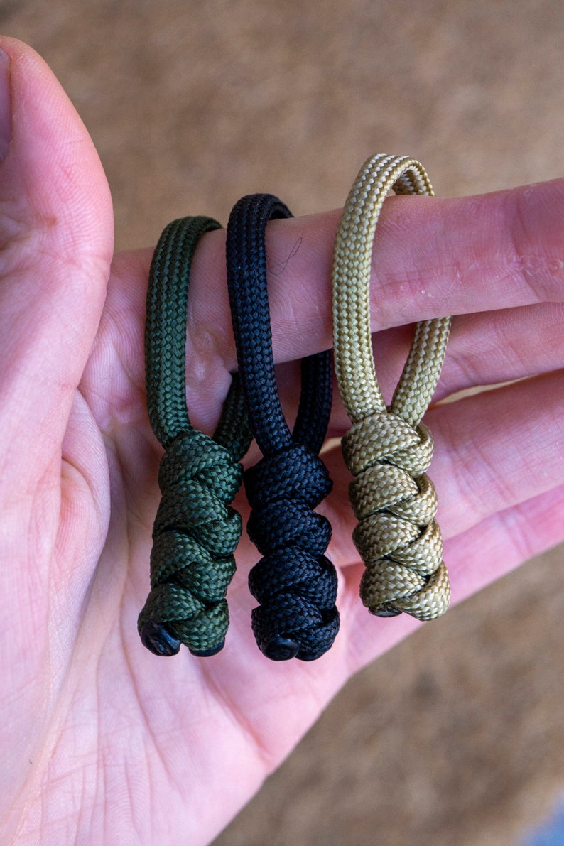 Lot de 5 tirettes de survie en paracorde Porte-clés à engrenages Bushcraft Pendentif zippé avec cordon de couleur personnalisé Accessoire de sac durable avec noeud serpent image 9