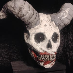 Ancient Cosmic Monster Mask Paper Mache Halloween Mask image 4