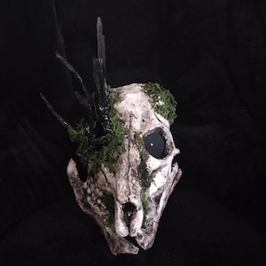Deer Skull Wendigo Mask V.2: Paper Mache Halloween Mask