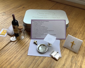Miniature 'Home Communion Set'
