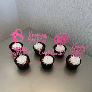 Décorations de cupcakes scintillantes pour 18e anniversaire | Décorations de fête personnalisées | Choix de cupcakes Milestone personnalisés | Dix-huit décorations de gâteau fabuleuses