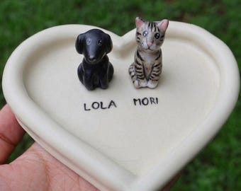 Custom Pet Ring Dish, Ceramic Heart Trinket Tray, Personalized Jewelry Bowl, 3D Dog Cat Sculpture, Unique Engagement Gift for Dog Mom