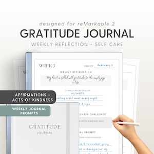 Könnte beinhalten: Ein wöchentliches Dankbarkeitsjournal mit einem blauen und weißen Cover. Das Journal ist für das reMarkable 2 Tablet konzipiert. Das Cover zeigt den Text "Gratitude Journal" und "Wöchentliche Reflexion + Selbstpflege". Das Journal enthält Aufforderungen für wöchentliche Affirmationen, Freundlichkeiten und Dankbarkeitsherausforderungen.