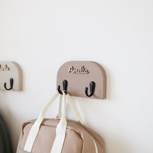 Dekorativer Wandhaken, Kleiderhaken für die Wand, Einweihungsgeschenk, Garderobe mit Namen