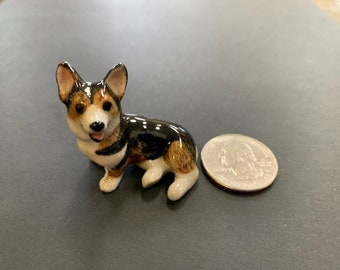 Hand-Painted Miniature Porcelain Cardigan Corgi Dog Figurine – 26723