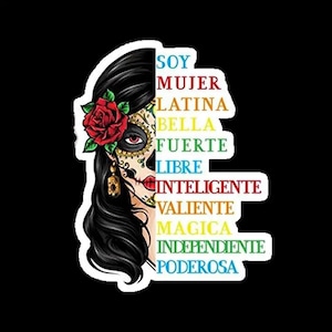 UV-bestendig vinyl sticker sticker van Day of the Dead Latina Woman met 'Soy Mujer...' 28625
