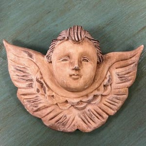 Hand-Carved Vintage Wood “Putti” Angel with Wings – 29299