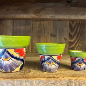 3/Piece Hand-Painted Talavera “Cone” Planter Set for Windowsill, Tabletop 31927