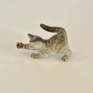 Hand-Painted Miniature Porcelain Gray Tabby Kitten Cat 28378