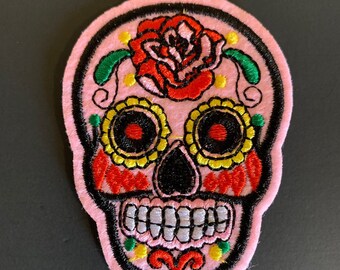 Embroidered Patch of Day of the Dead Dia de los Muertos Sugar Skull – Pink