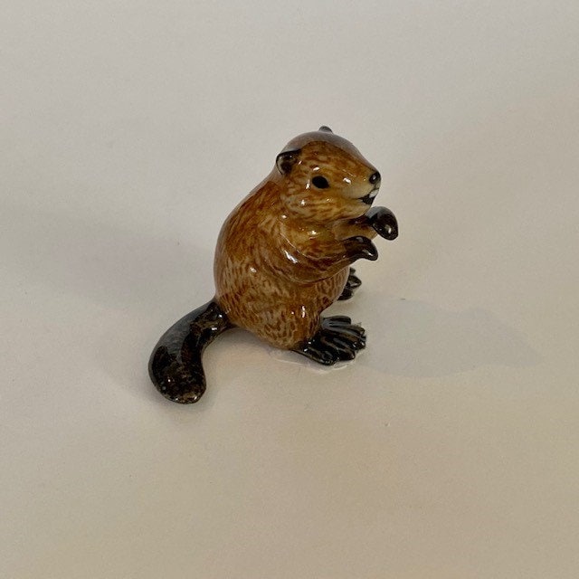 Hand-painted Miniature Beaver Porcelain Figurine – 25029 - Etsy