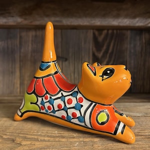 Hand-Painted Talavera Stretching Cat Ring Holder Yellow 30576