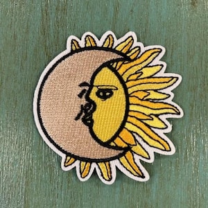 Woven Iron On/Stitch On Patch Emblem Applique Sun and Moon  29201