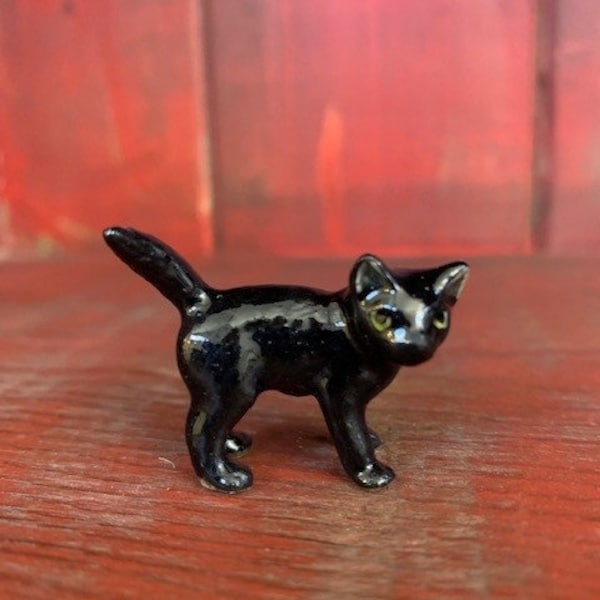 Hand-Painted Miniature Porcelain Figure Black Cat 28375