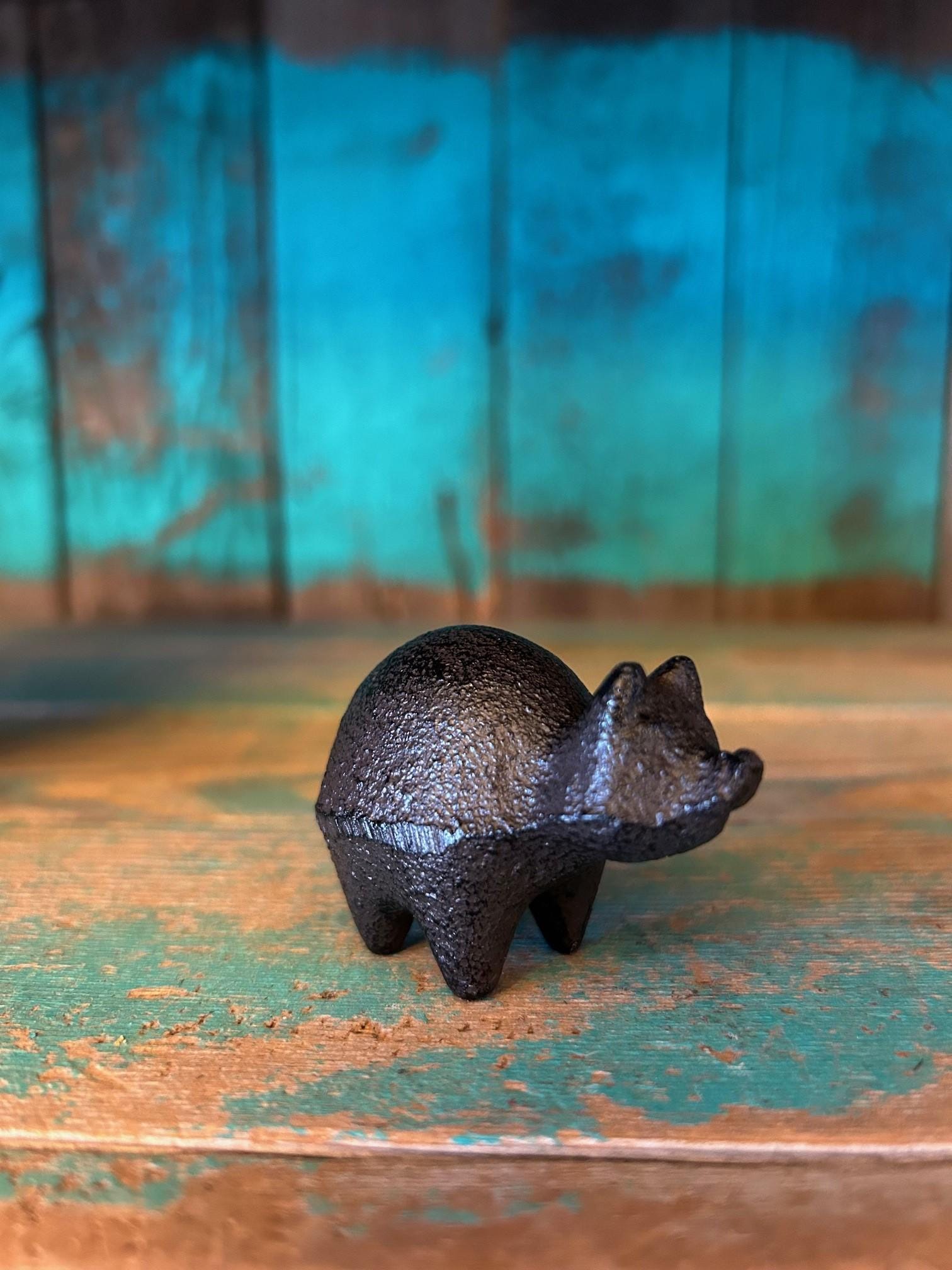 鋳鉄製ミニチュア豚の置物 30045 - Etsy 日本