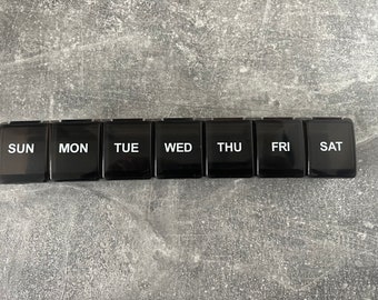 Pill organiser