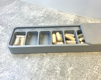 Pill and vitamin organiser