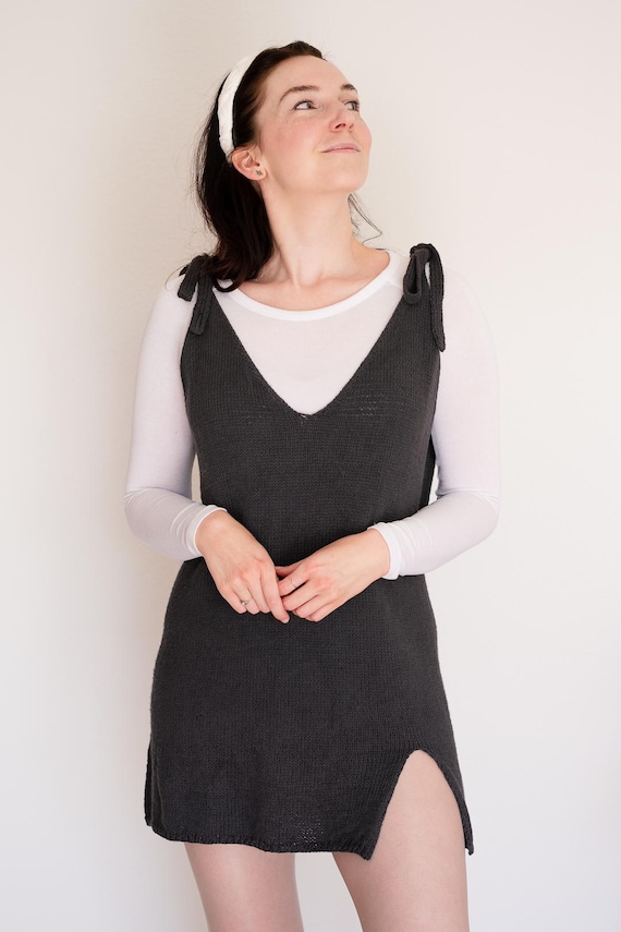 Bowline Dress // Knitting Pattern  Elegant Bow Strap Dress with Side Slit  | PDF Pattern | Sizes XS2XL