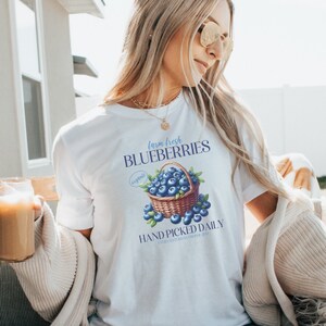 Blueberry Shirt, Blueberry Farm, Blueberries Shirt, Fruit Shirt, Blueberry T Shirt, Farmers Market Shirt, Vintage Inspired Fruit Tshirt