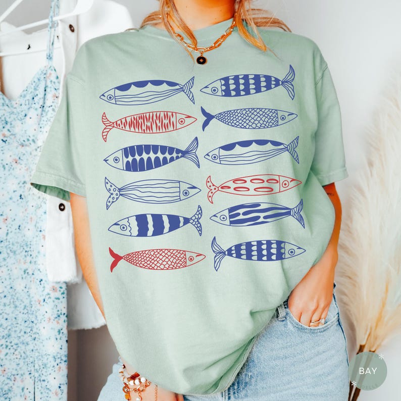 Sardinen Fisch aus der Dose Shirt, Les Sardinen Tshirt, Küsten Enkelin Ozean inspiriert, Tomaten Mädchen Sommer Ästhetik Shirt, Dose Seafood Top Bild 7