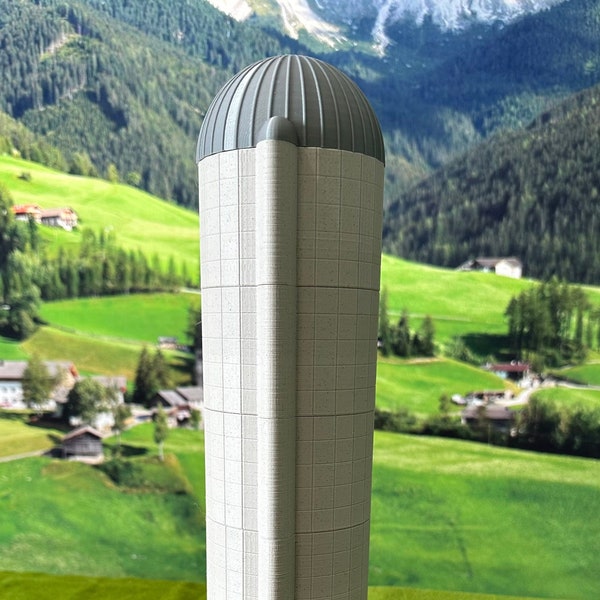 16 foot poured concrete farm silo 1/64 scale model