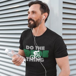 Men&#39;s T-Shirt Cycling, Gift for Men, Hobby Cyclist, Bicycle Top, Gift