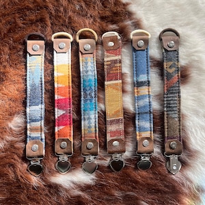 Pendleton nappklämma | Cowboy-napp | Cowgirl-napp | Western-napp | Babypresenter | Mammapresenter | Babyshowerpresenter | Cowboy
