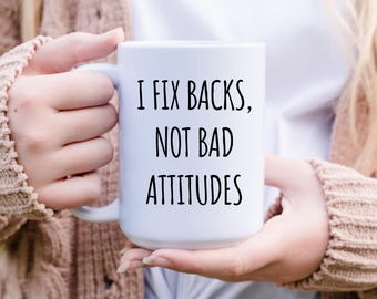 Chiropractor Gifts Personalized, Funny Chiropractor Coffee Mug, Chiropractor Graduation Gifts, Custom Doctor of Chiropractic coffee cup