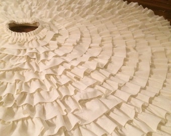 Farmhouse christmas - ruffled tree skirt - sewn - muslin - with serged edges