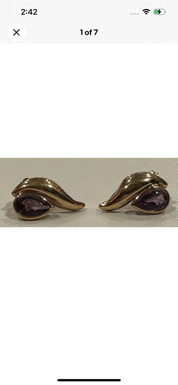 Stunning 14K Yellow Gold Amethyst Earrings (qualit