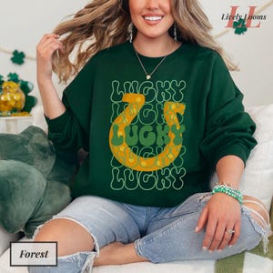 Groovy retro luck St. Patrick&#39;s Day sweatshirt Cute green shirt Modern women Irish pullover Festive green tee St. Paddy&#39;s Day shirt Fun gift