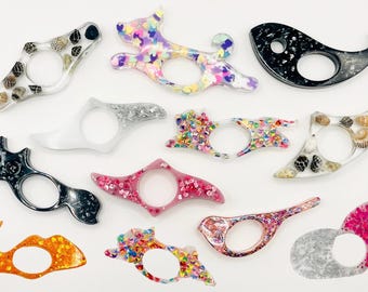 Resin Thumb Book Holder: Handmade Page Spreader