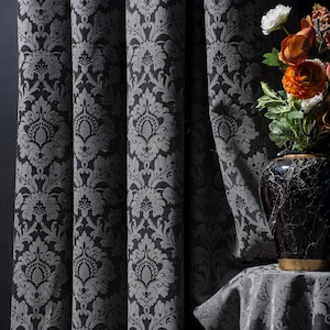 Damastgordijnen: elegant barok raampaneel - 6 kleuren