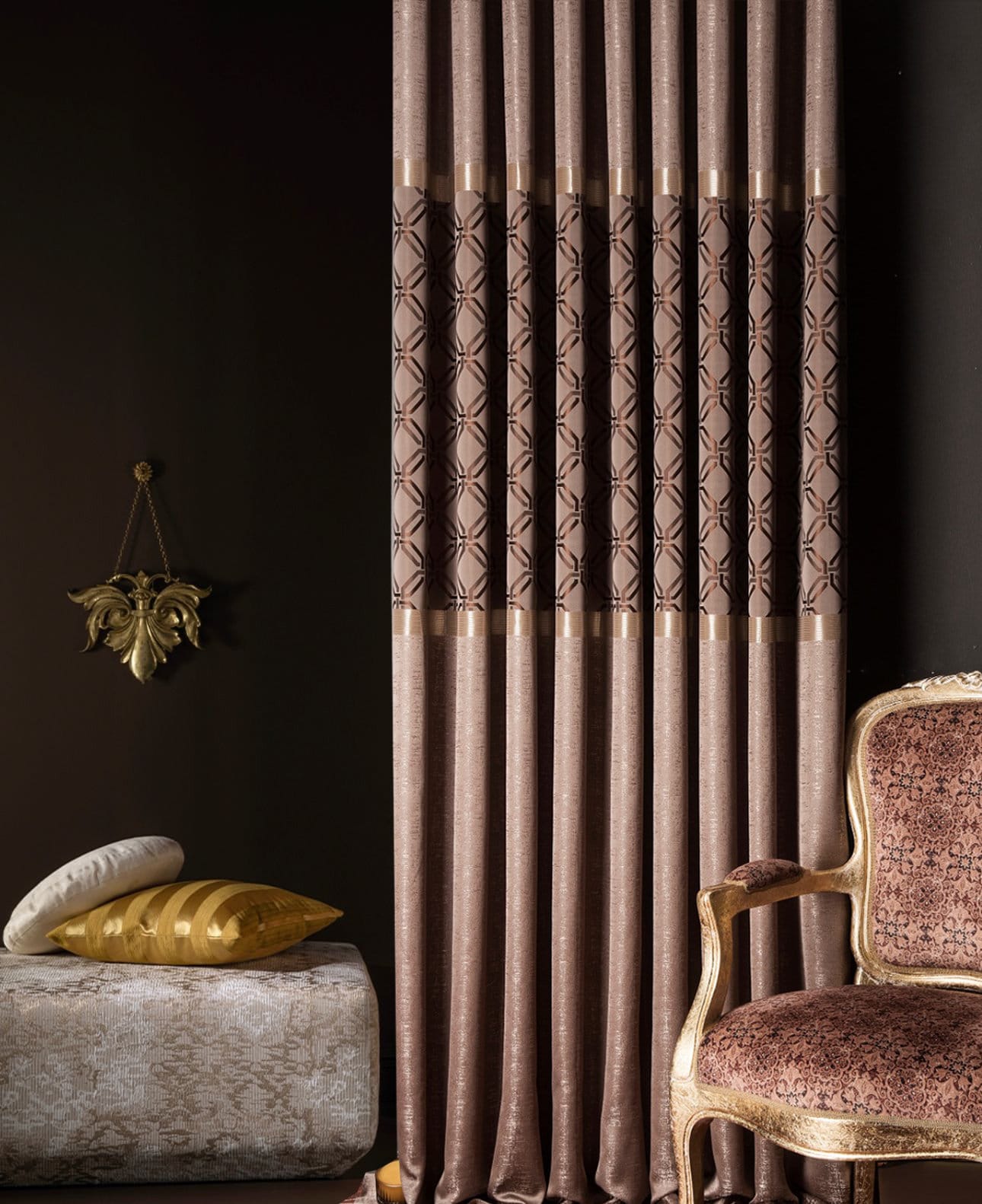 ブランド雑貨総合 見事な Best Curtains ,金色のサテン模様のライトブラウンの カーテン