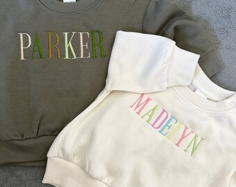 Gepersonaliseerde kindersweater, geborduurde babytrui, bijpassende kindertrui, verjaardagstrui, verjaardagscadeau voor babymeisje